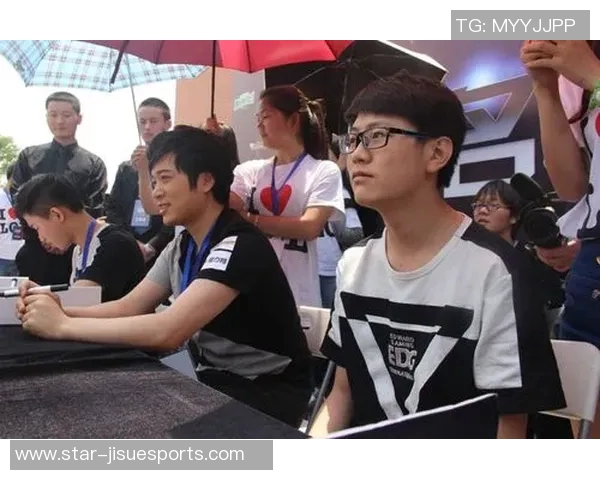 EDG转型之路:从高校联赛到S15电竞总决赛的辉煌历程揭秘 EDG转型之路:从高校联赛到S15电竞总决赛的辉煌历程揭秘